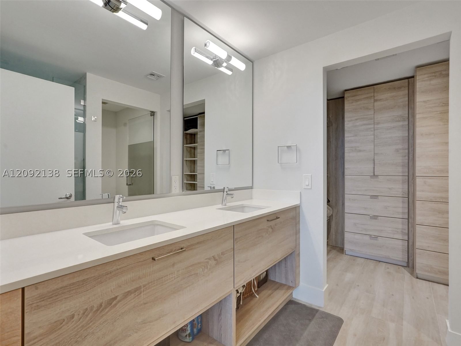 Real estate property located at 16385 Biscayne Blvd #2107, Miami-dade, The Harbour North Condo, North Miami Beach, FL