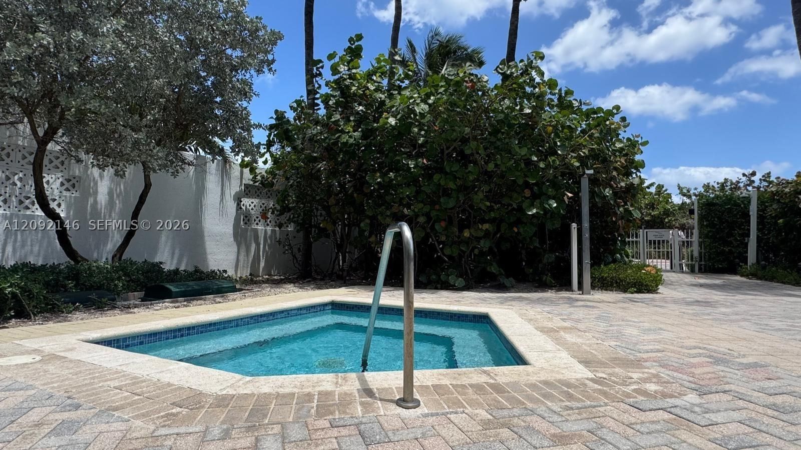Real estate property located at 6515 Collins Ave #1505, Miami-dade, Bel-aire On The Ocean Con, Miami Beach, FL