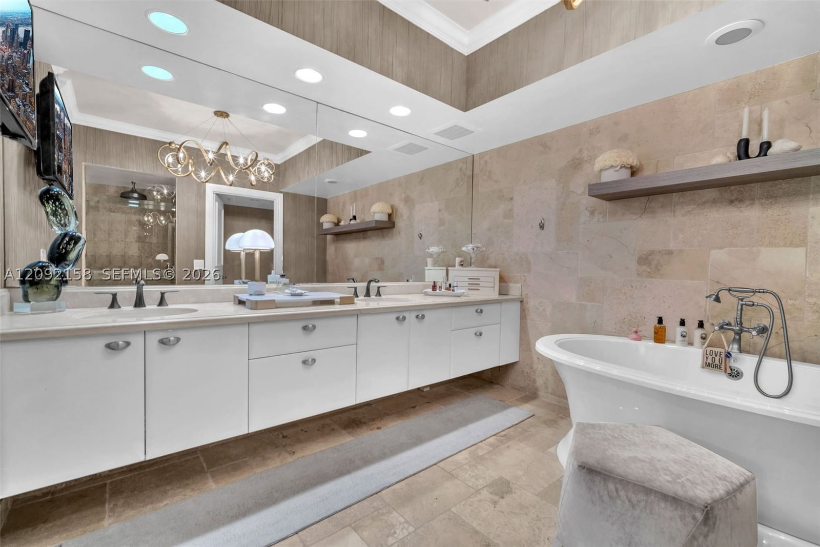Real estate property located at 333 Las Olas Way #2409, Broward, Las Olas River House Cond, Fort Lauderdale, FL