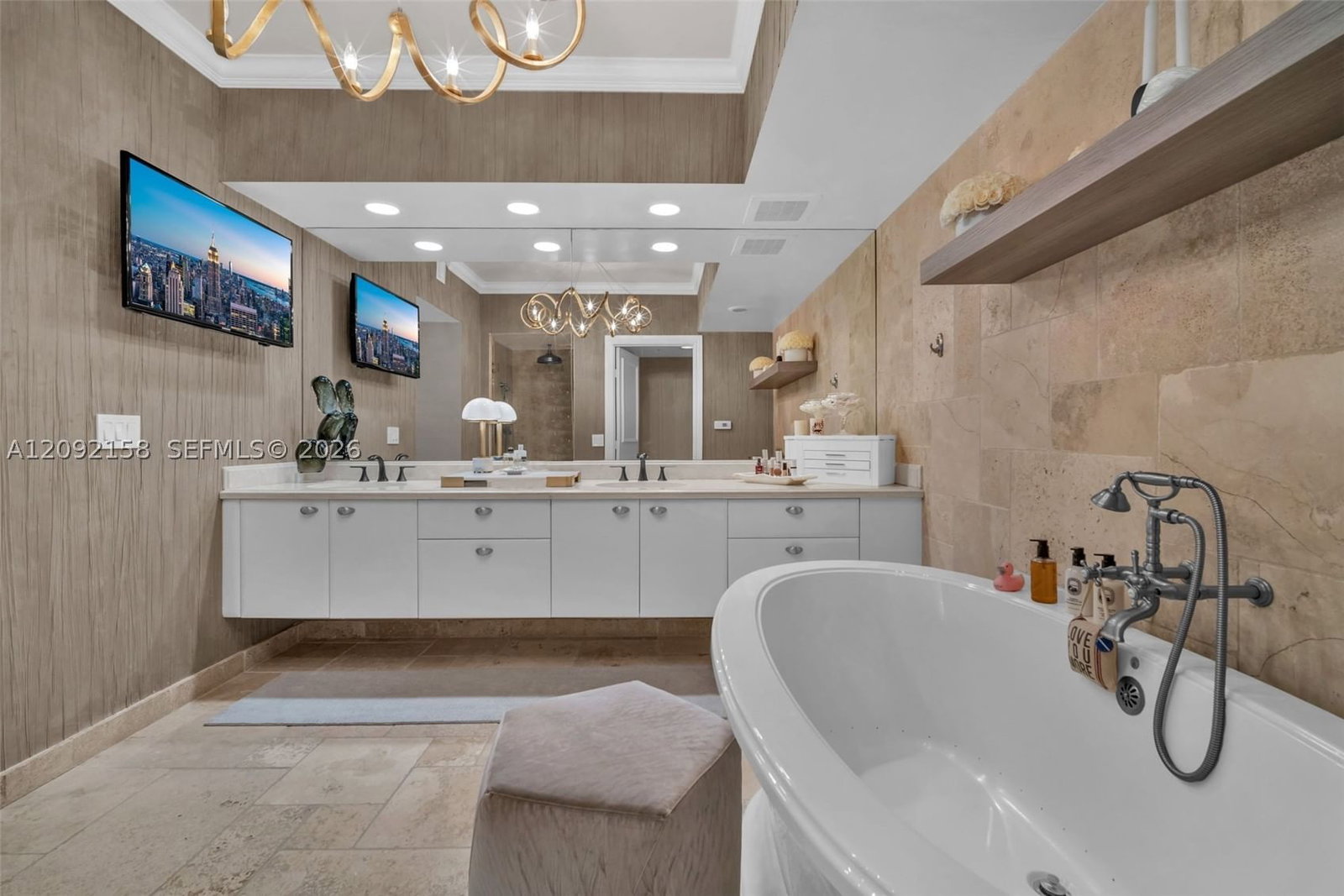 Real estate property located at 333 Las Olas Way #2409, Broward, Las Olas River House Cond, Fort Lauderdale, FL