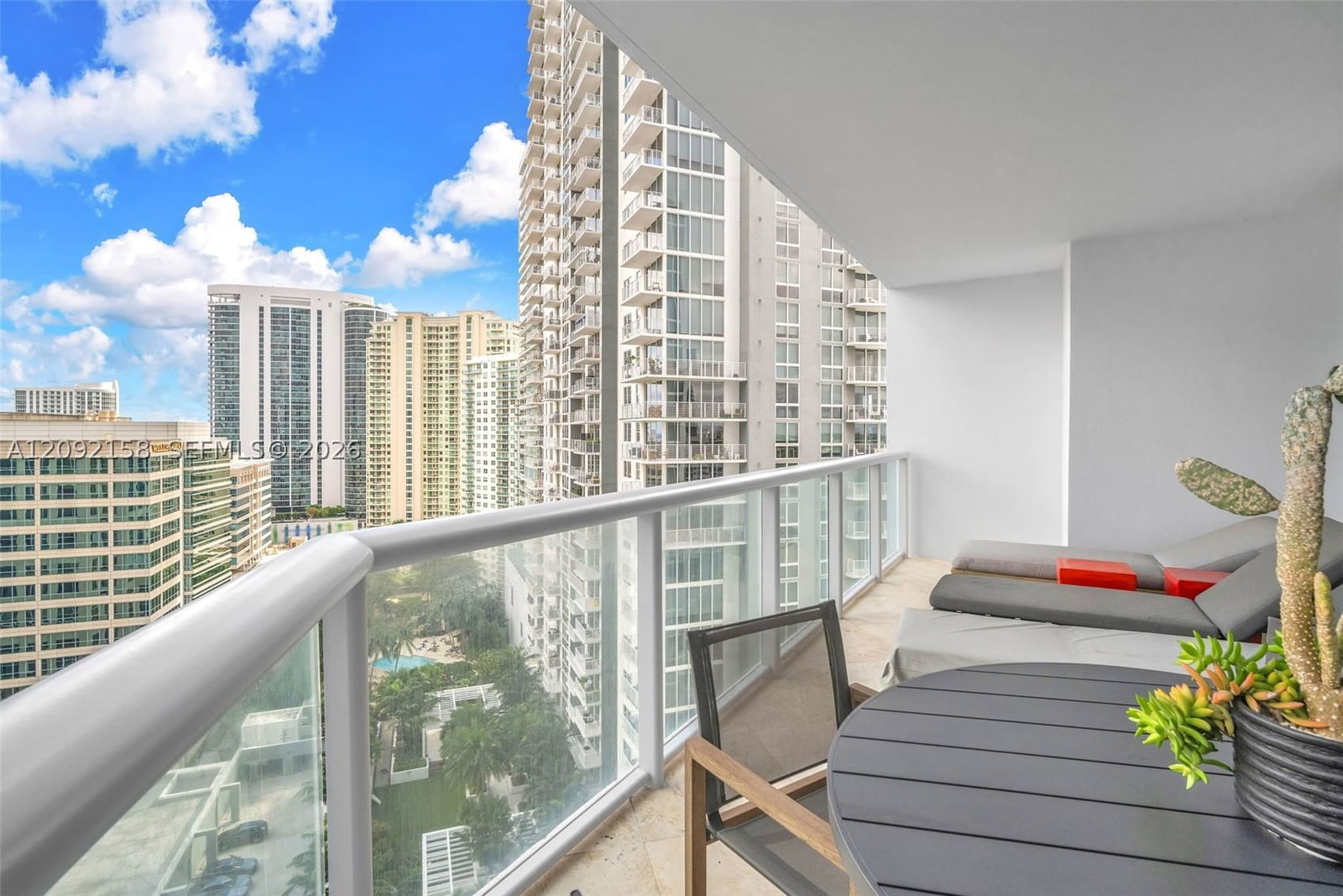 Real estate property located at 333 Las Olas Way #2409, Broward, Las Olas River House Cond, Fort Lauderdale, FL