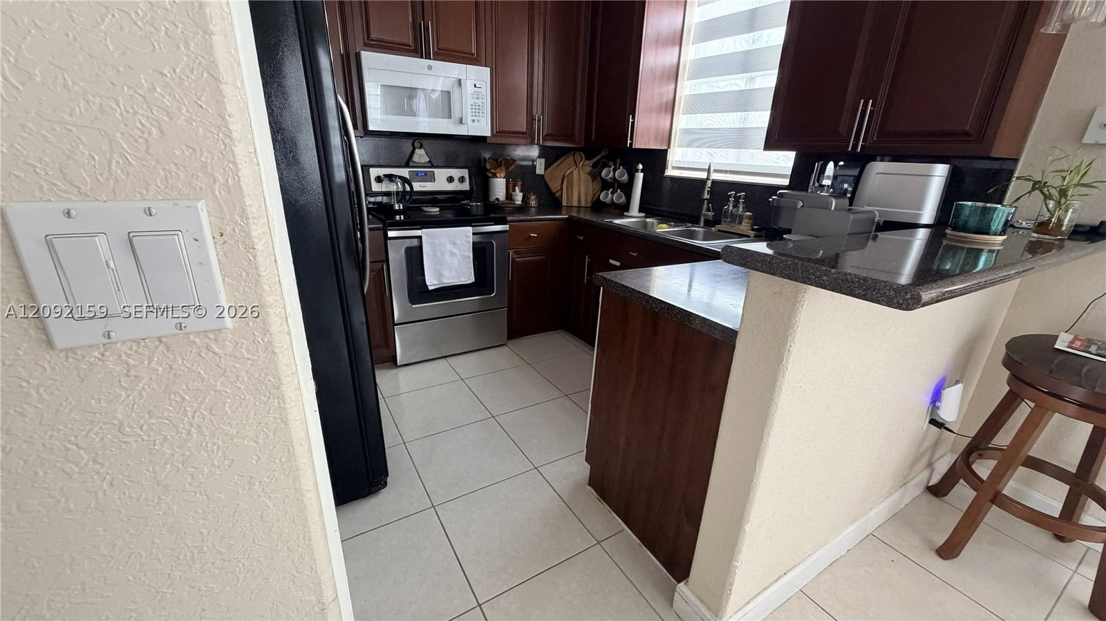 Real estate property located at 7357 174th Ter #108, Miami-dade, Shoma Villas Ii At Countr, Hialeah, FL