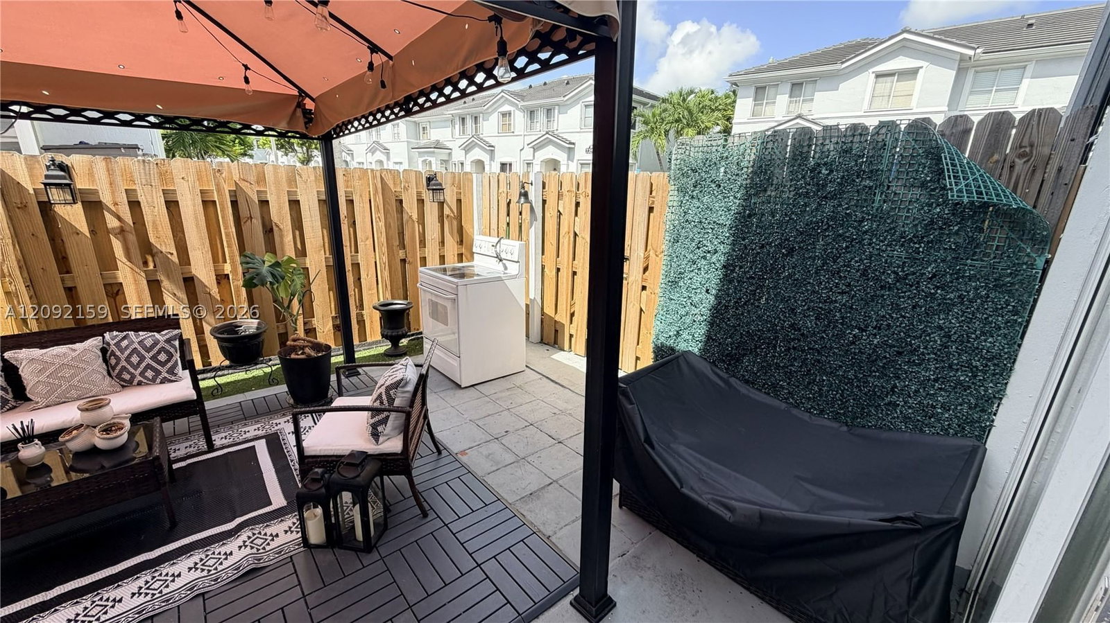 Real estate property located at 7357 174th Ter #108, Miami-dade, Shoma Villas Ii At Countr, Hialeah, FL