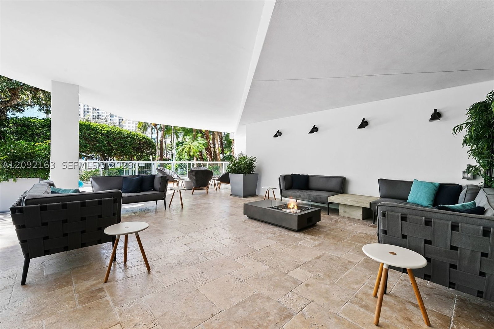 Real estate property located at 333 Las Olas Way #1207, Broward, Las Olas River House Cond, Fort Lauderdale, FL