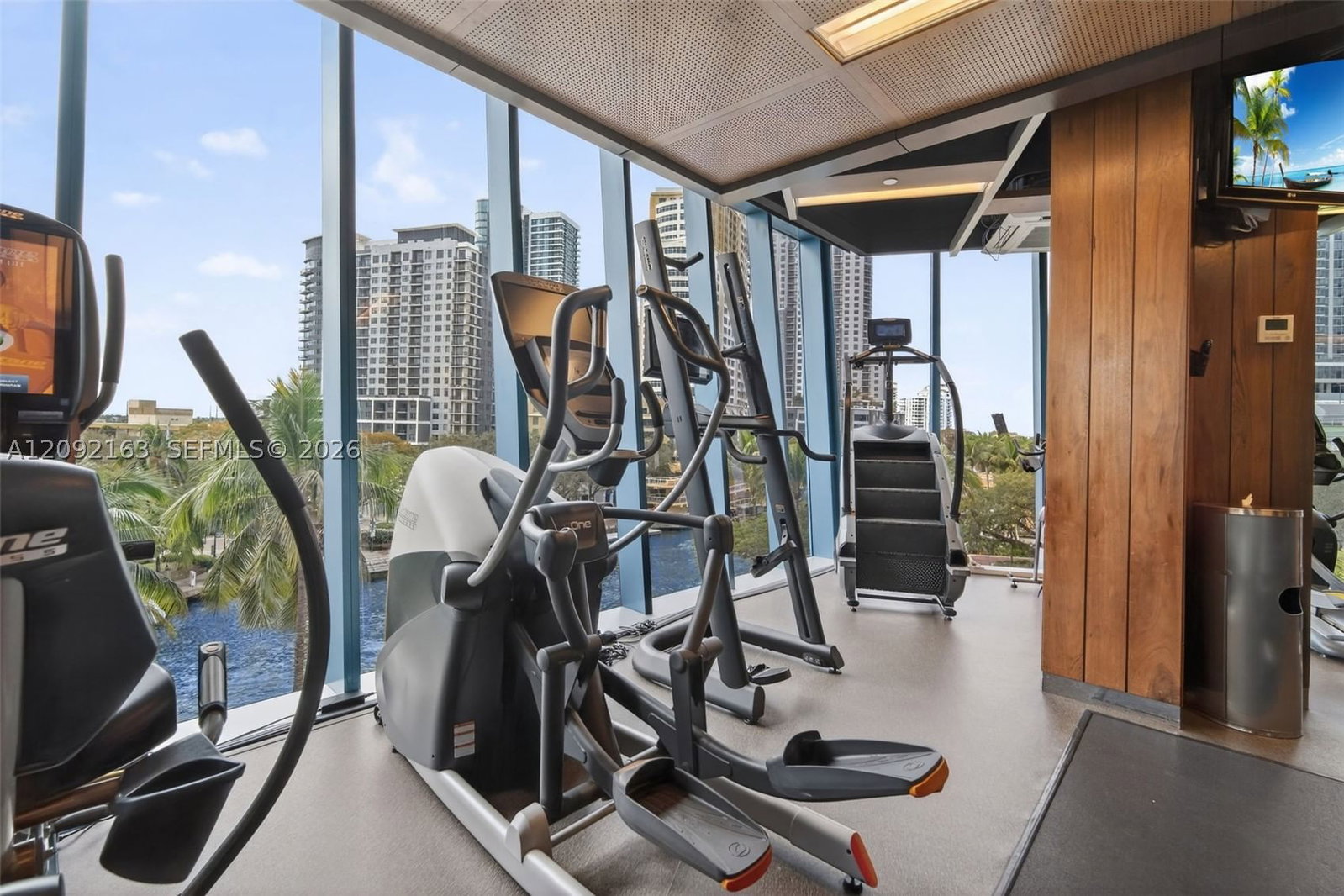 Real estate property located at 333 Las Olas Way #1207, Broward, Las Olas River House Cond, Fort Lauderdale, FL