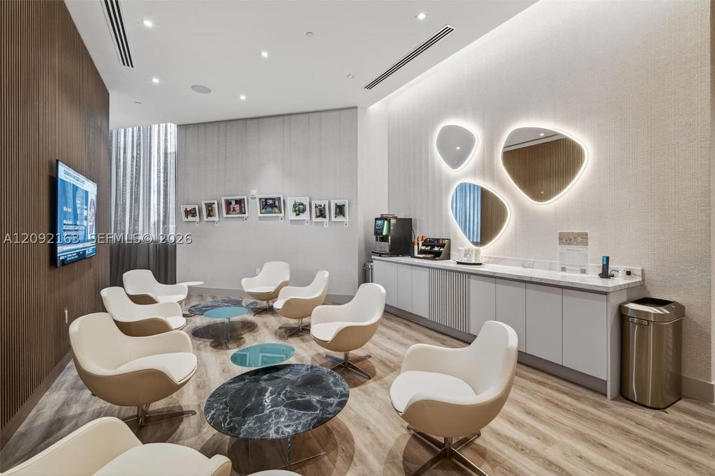 Real estate property located at 333 Las Olas Way #1207, Broward, Las Olas River House Cond, Fort Lauderdale, FL