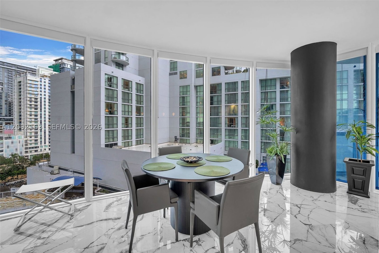 Real estate property located at 333 Las Olas Way #1207, Broward, Las Olas River House Cond, Fort Lauderdale, FL