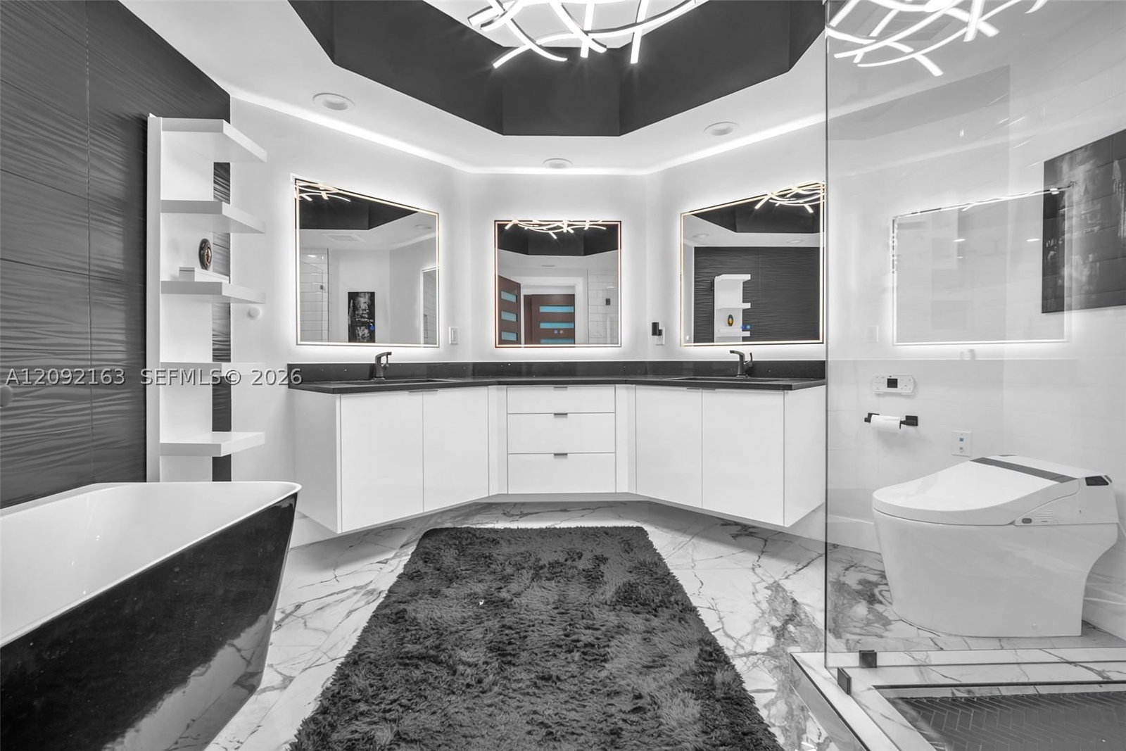 Real estate property located at 333 Las Olas Way #1207, Broward, Las Olas River House Cond, Fort Lauderdale, FL