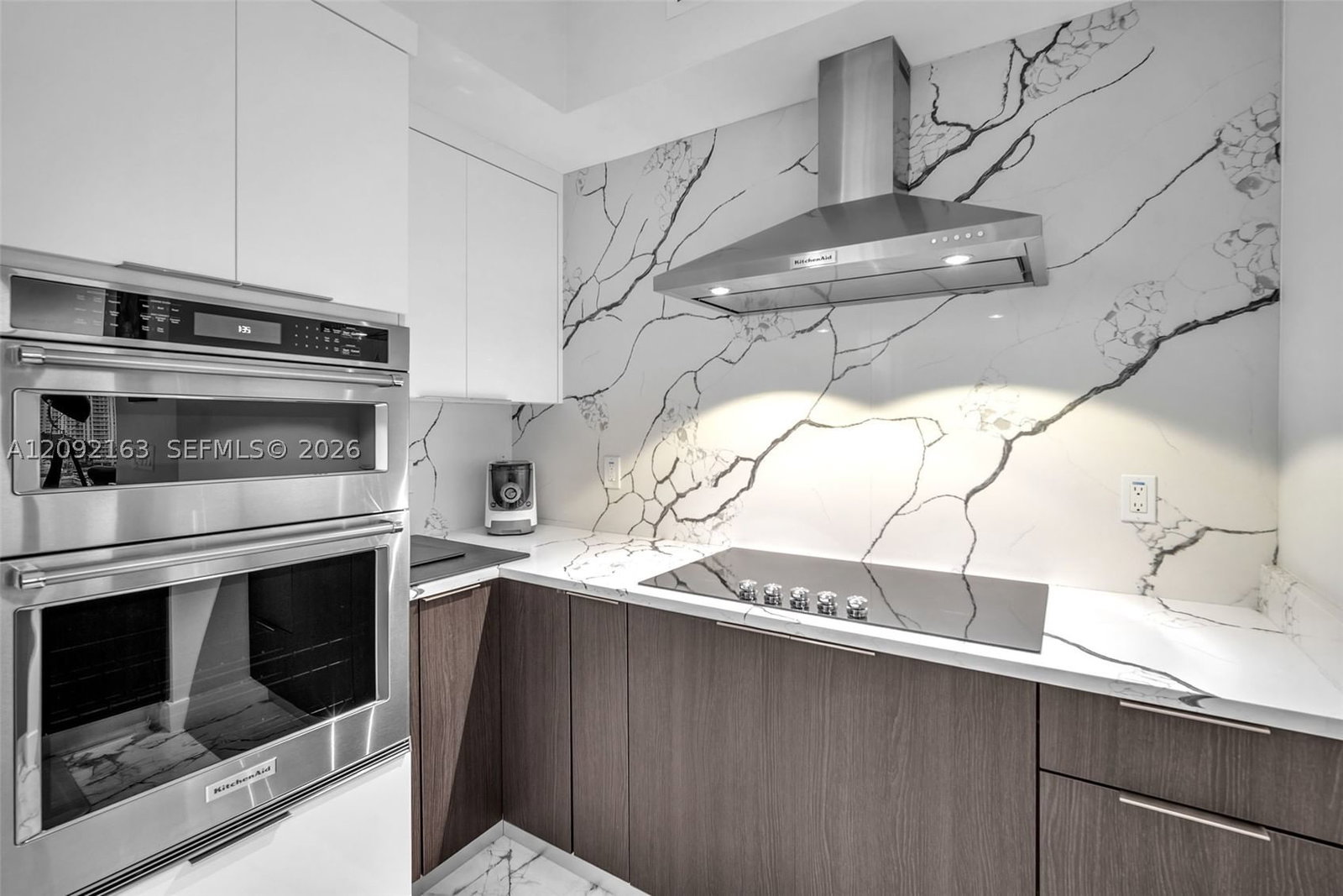 Real estate property located at 333 Las Olas Way #1207, Broward, Las Olas River House Cond, Fort Lauderdale, FL