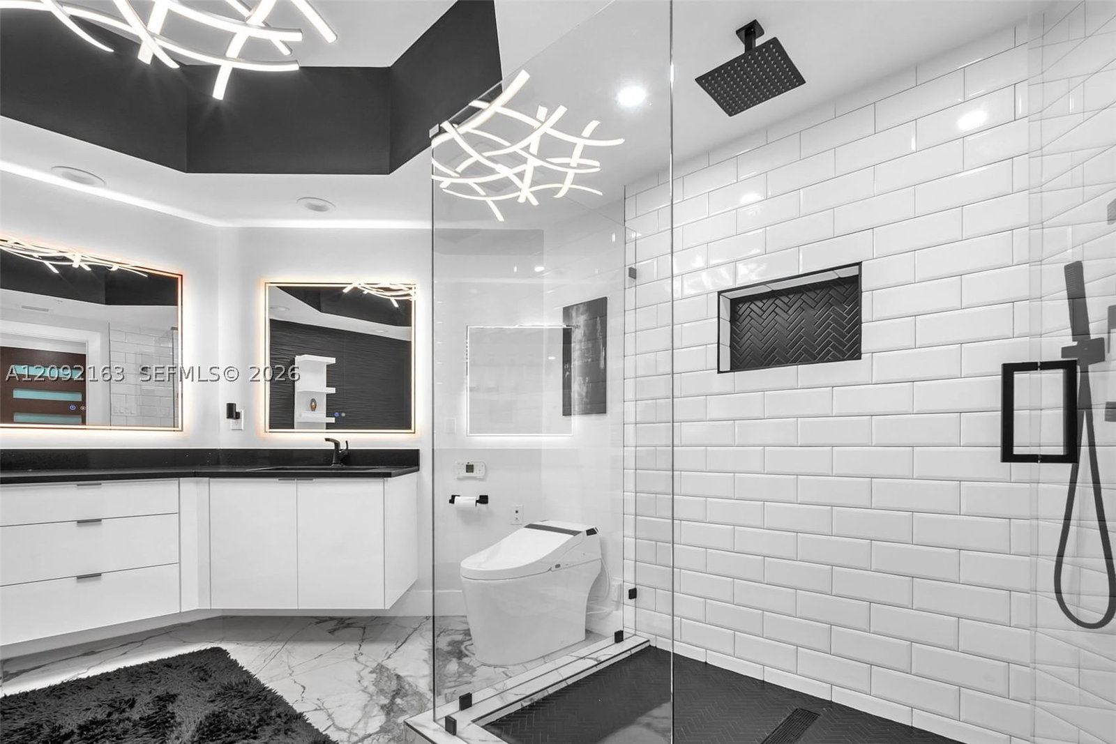 Real estate property located at 333 Las Olas Way #1207, Broward, Las Olas River House Cond, Fort Lauderdale, FL