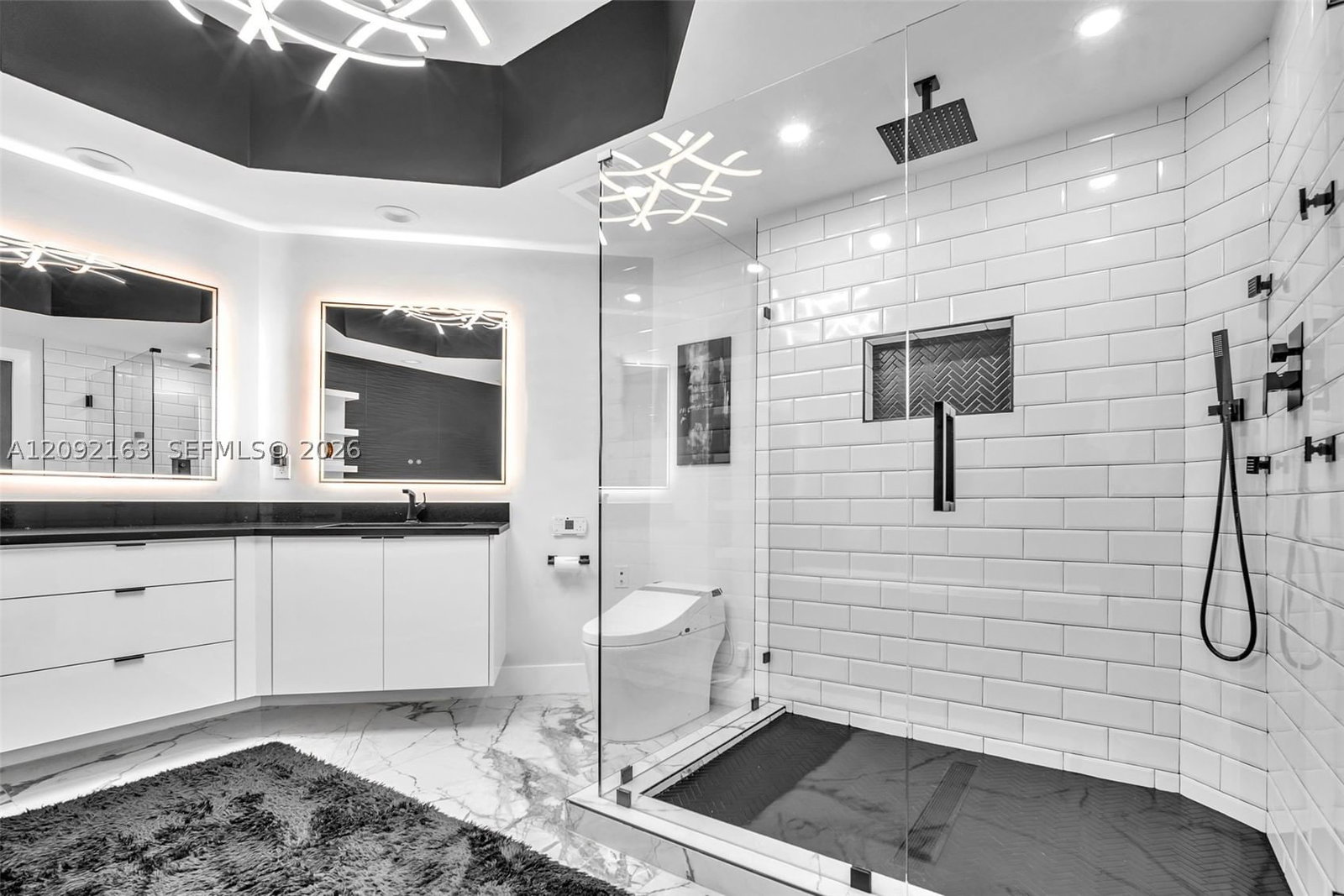 Real estate property located at 333 Las Olas Way #1207, Broward, Las Olas River House Cond, Fort Lauderdale, FL