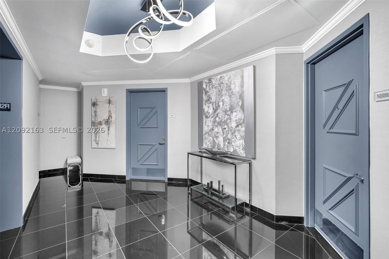 Real estate property located at 333 Las Olas Way #1207, Broward, Las Olas River House Cond, Fort Lauderdale, FL