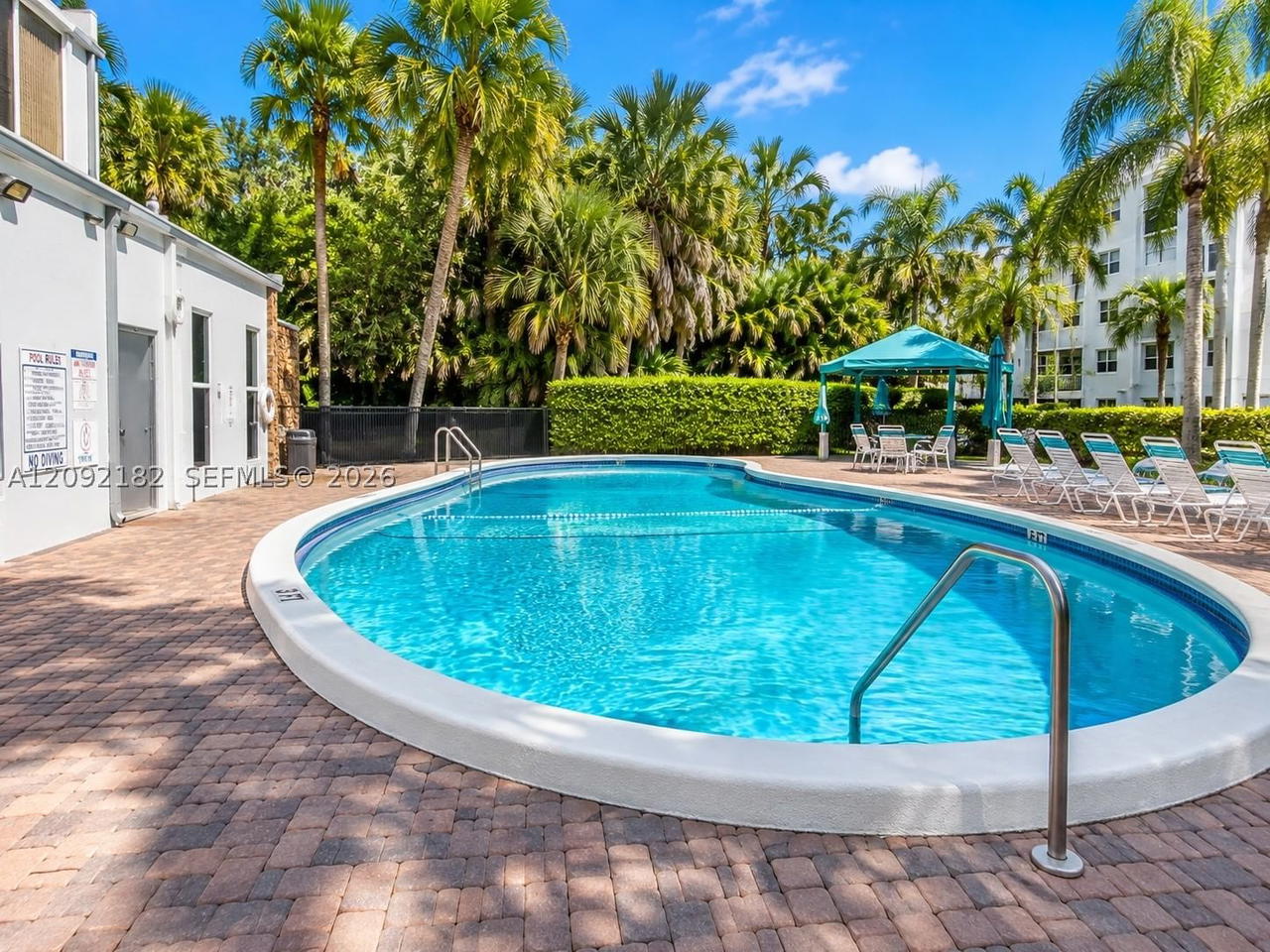 Real estate property located at 1000 14th Ave #703, Broward, Fairways Royale Condo, Hallandale Beach, FL