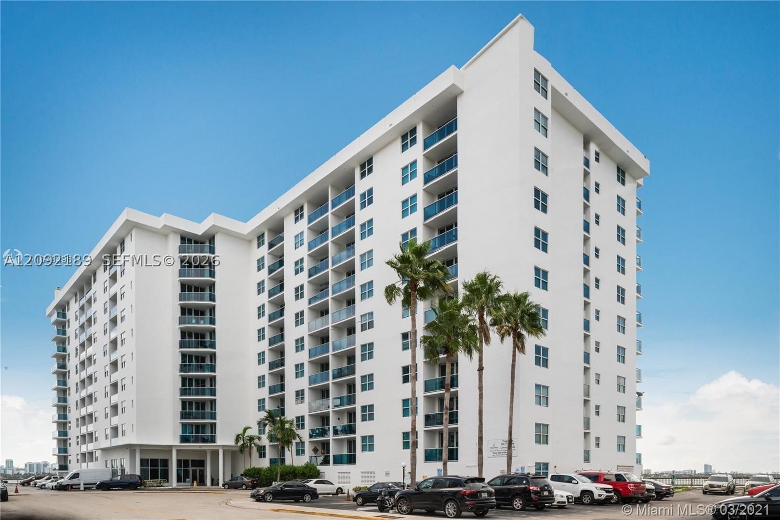 Real estate property located at 7501 Treasure Dr #2M, Miami-dade, Treasures On The Bay Ii C, North Bay Village, FL