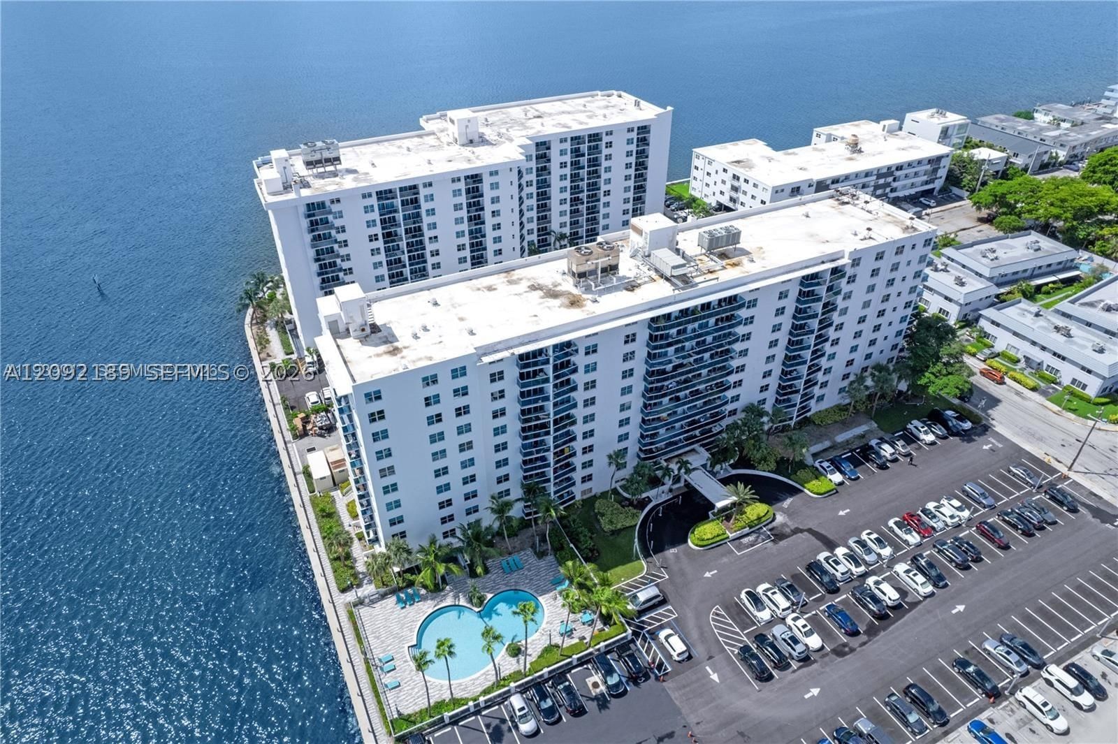 Real estate property located at 7501 Treasure Dr #2M, Miami-dade, Treasures On The Bay Ii C, North Bay Village, FL