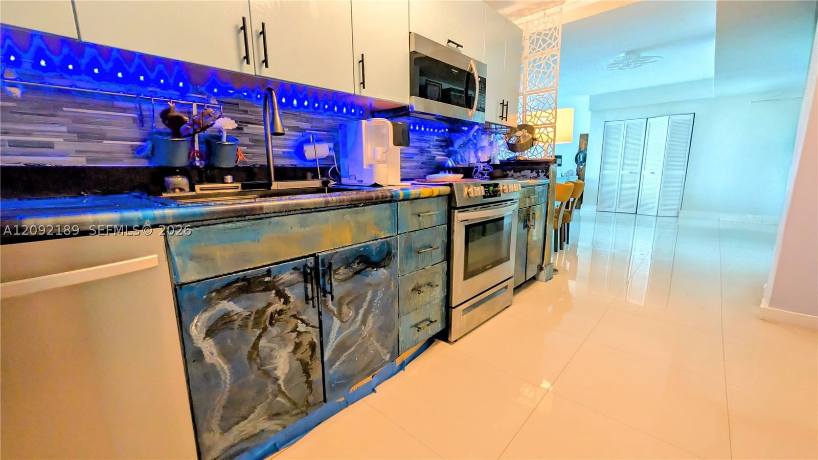 Real estate property located at 7501 Treasure Dr #2M, Miami-dade, Treasures On The Bay Ii C, North Bay Village, FL