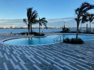 Real estate property located at 7501 Treasure Dr #2M, Miami-dade, Treasures On The Bay Ii C, North Bay Village, FL