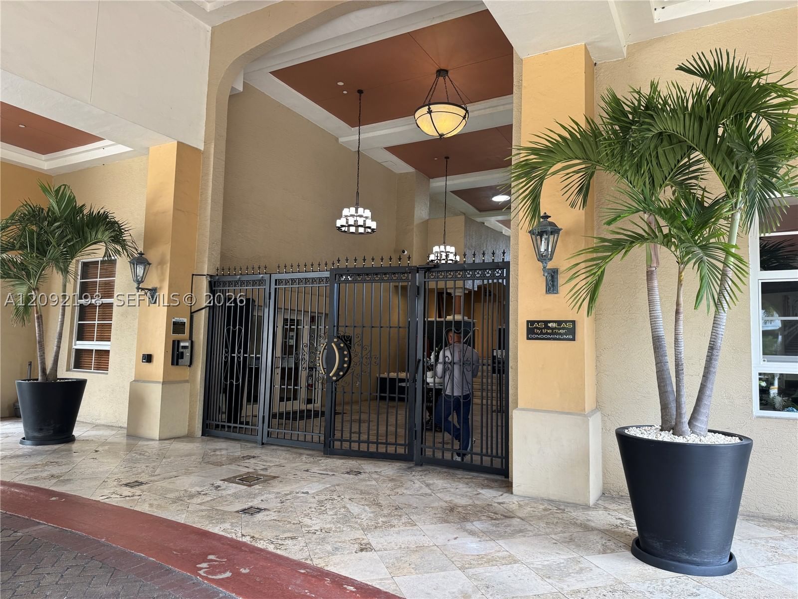 Real estate property located at 520 5th Ave #2713, Broward, Las Olas By The River, Fort Lauderdale, FL