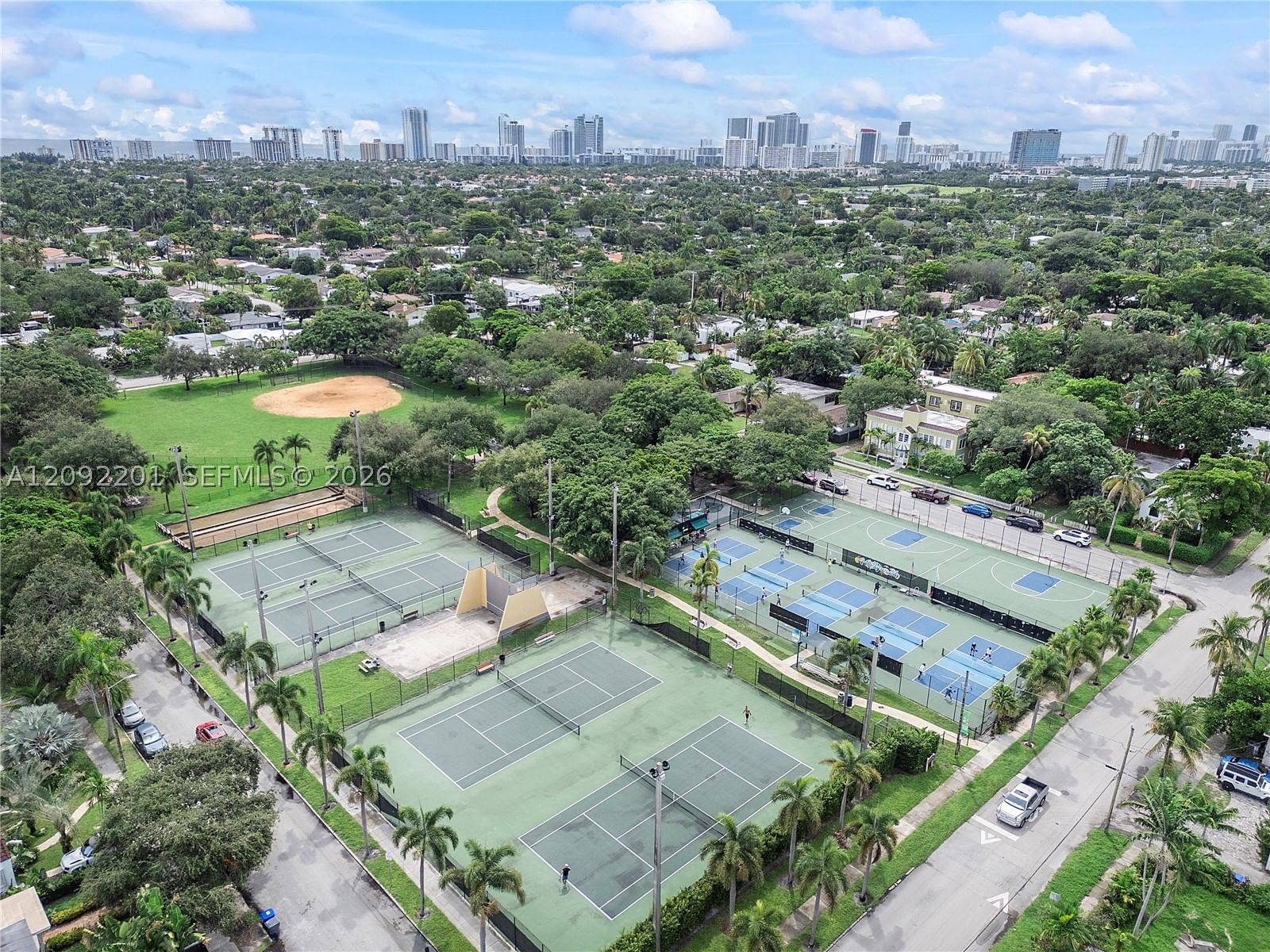 Real estate property located at 1517 Adams St, Broward, Hollywood, Hollywood, FL