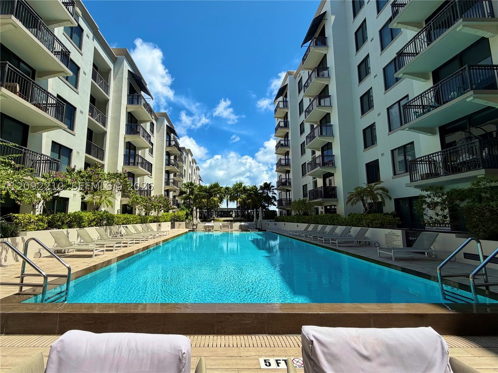 Real estate property located at 301 Altara Ave #418, Miami-dade, Merrick Manor Condo, Coral Gables, FL