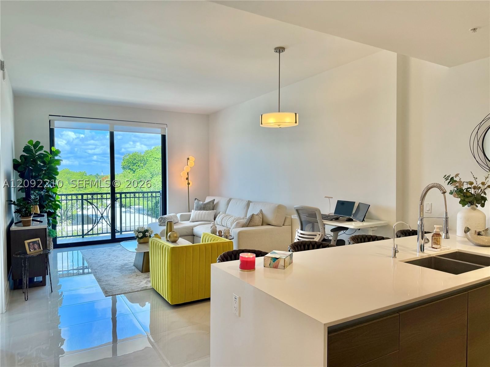 Real estate property located at 301 Altara Ave #418, Miami-dade, Merrick Manor Condo, Coral Gables, FL