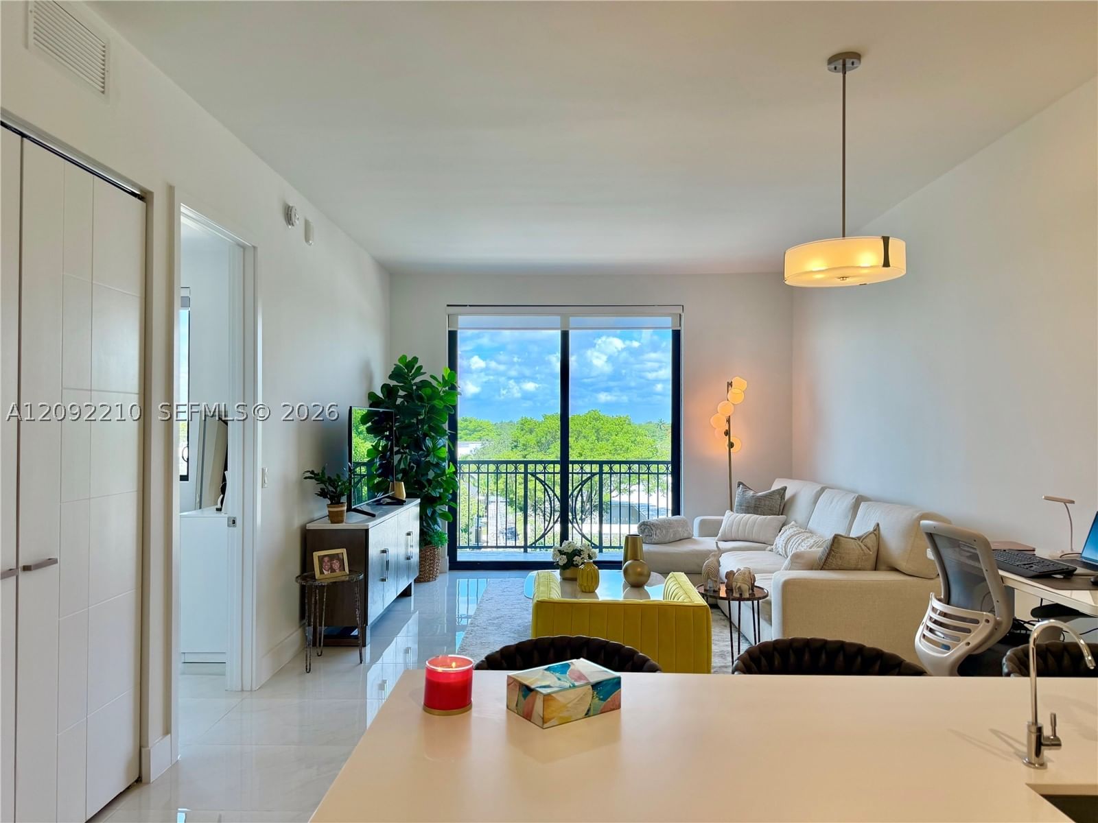 Real estate property located at 301 Altara Ave #418, Miami-dade, Merrick Manor Condo, Coral Gables, FL