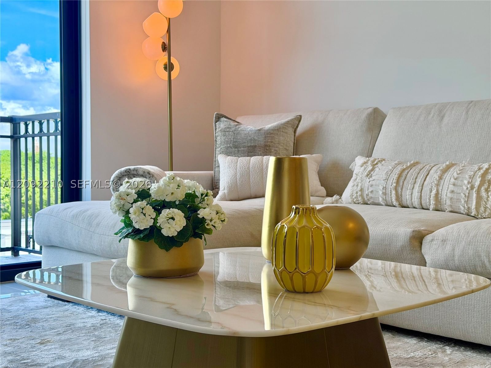 Real estate property located at 301 Altara Ave #418, Miami-dade, Merrick Manor Condo, Coral Gables, FL