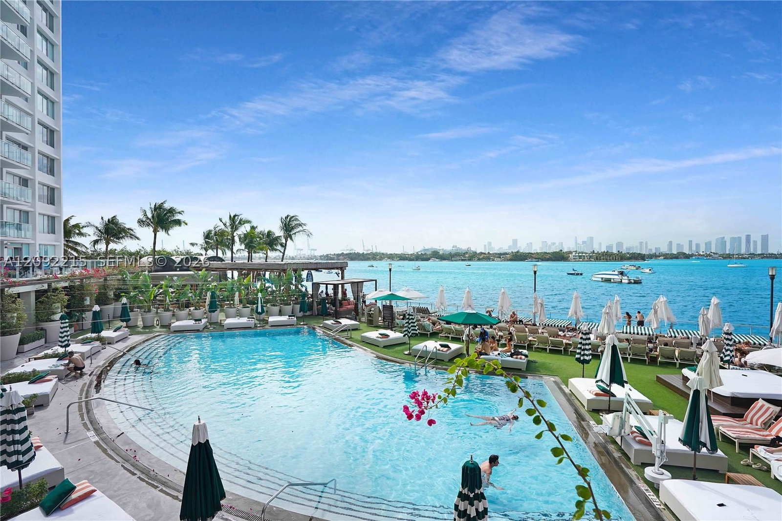 Real estate property located at 1100 West Ave #1115, Miami-dade, 1100 West Condo, Miami Beach, FL