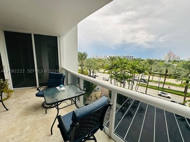 Real estate property located at 18911 Collins Ave #604, Miami-dade, Ocean Three Condo, Sunny Isles Beach, FL