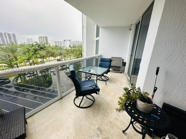 Real estate property located at 18911 Collins Ave #604, Miami-dade, Ocean Three Condo, Sunny Isles Beach, FL