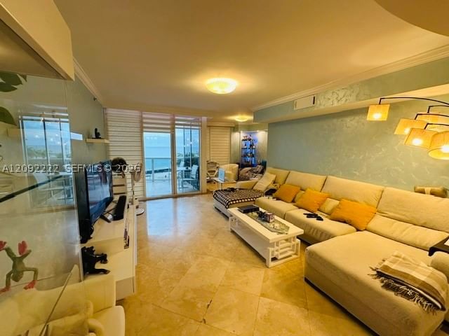 Real estate property located at 18911 Collins Ave #604, Miami-dade, Ocean Three Condo, Sunny Isles Beach, FL