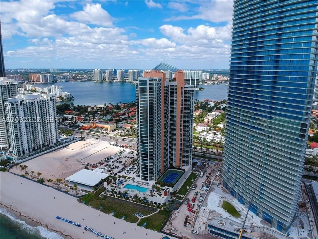 Real estate property located at 18911 Collins Ave #604, Miami-dade, Ocean Three Condo, Sunny Isles Beach, FL