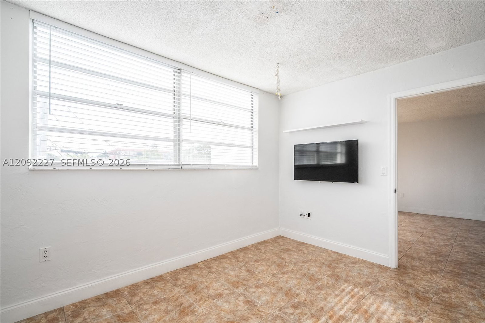 Real estate property located at 7850 Byron Ave #207, Miami-dade, Byron Gardens Condo, Miami Beach, FL