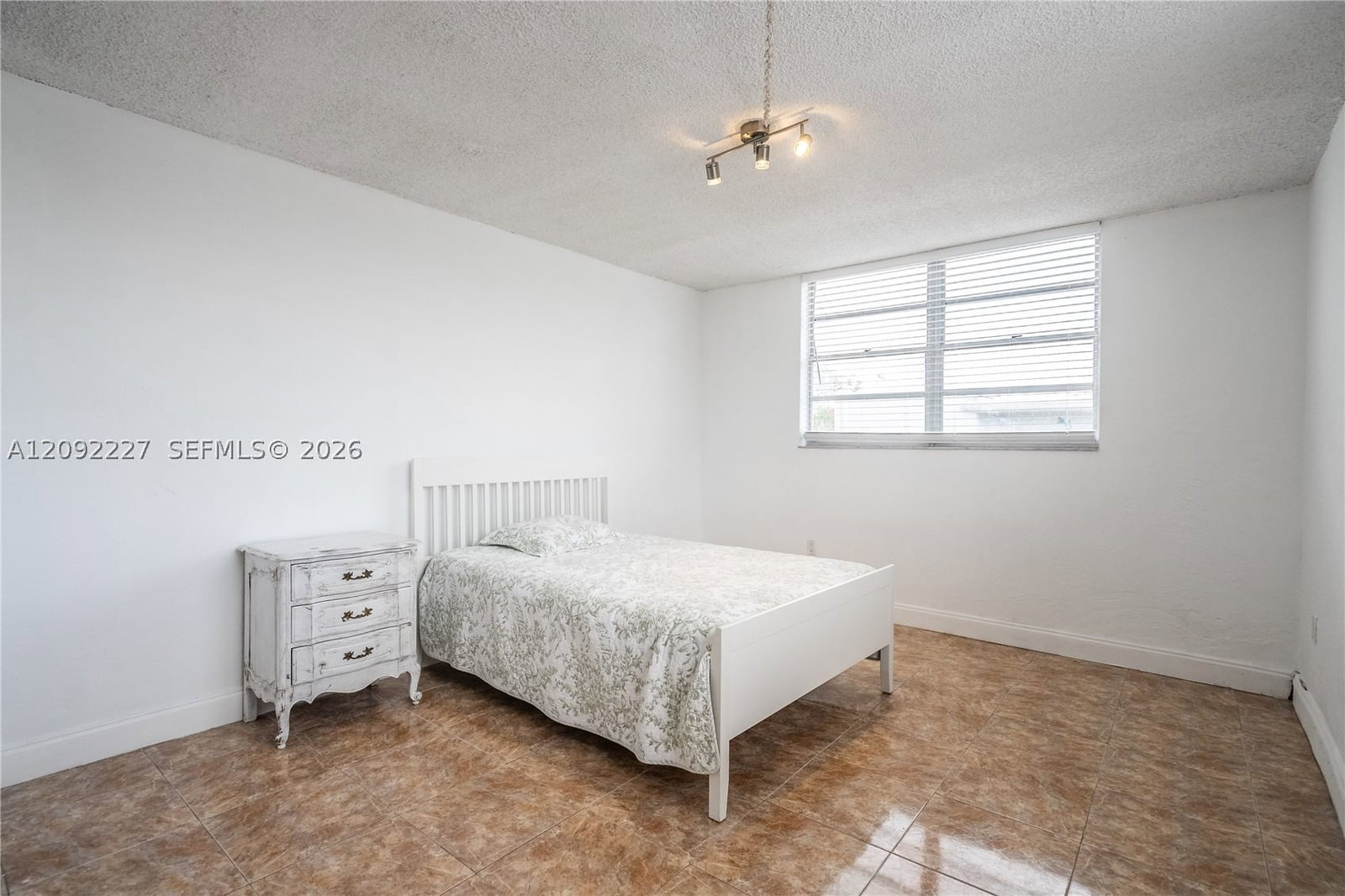 Real estate property located at 7850 Byron Ave #207, Miami-dade, Byron Gardens Condo, Miami Beach, FL