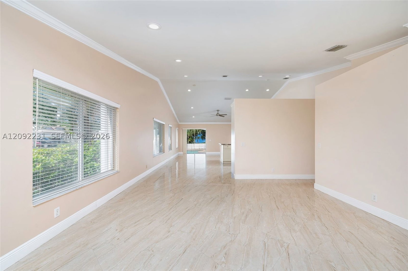 Real estate property located at 890 San Remo Dr, Broward, Sectors 3 & 4 Boundary Pl, Weston, FL