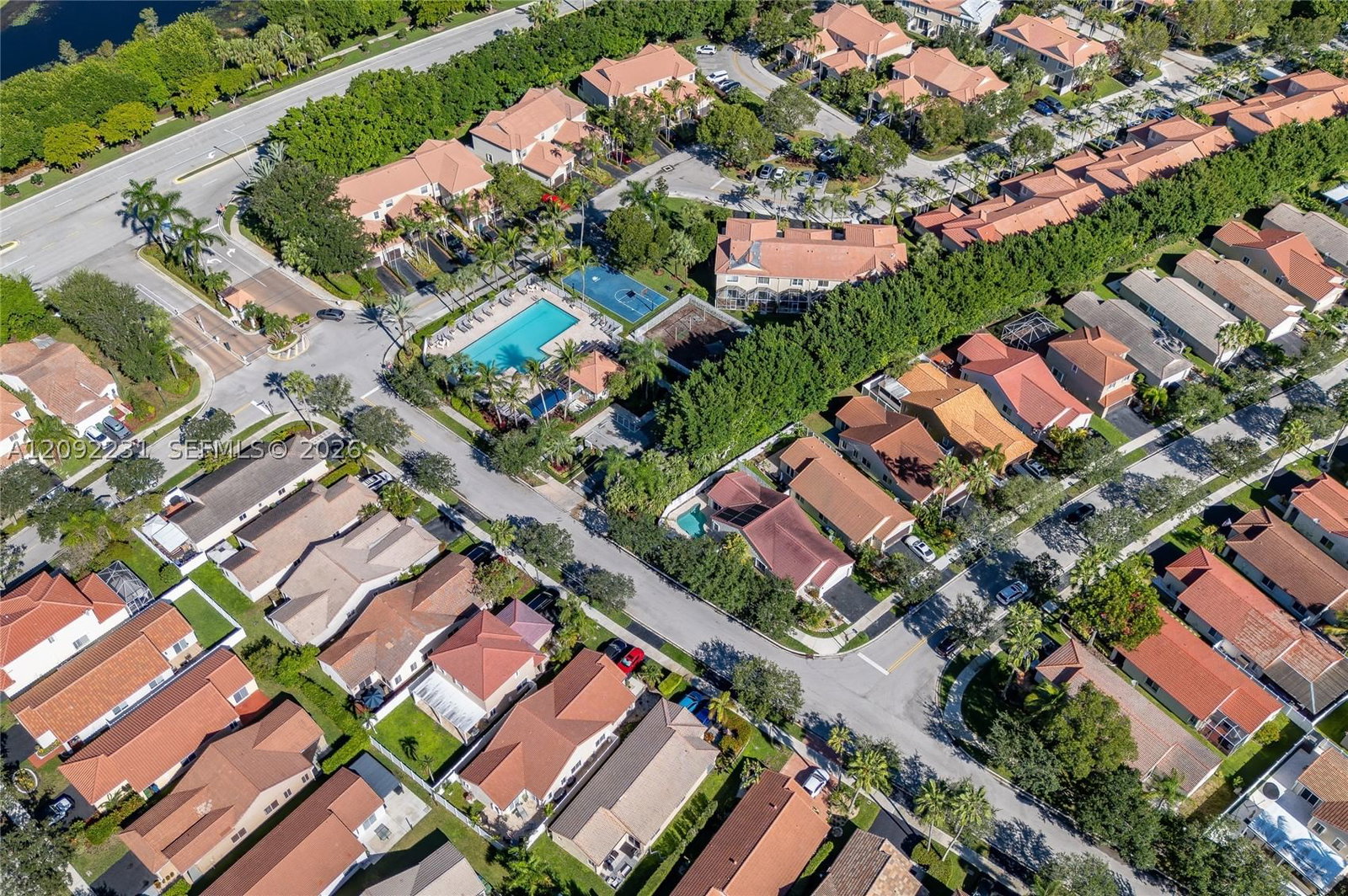 Real estate property located at 890 San Remo Dr, Broward, Sectors 3 & 4 Boundary Pl, Weston, FL