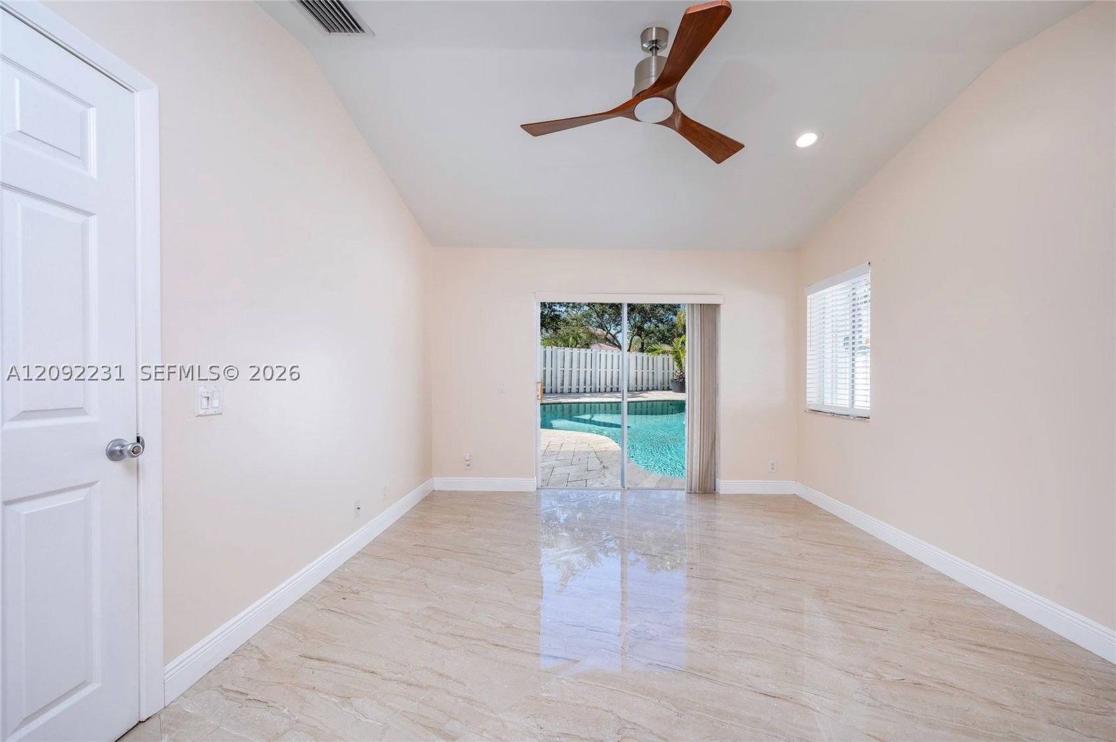 Real estate property located at 890 San Remo Dr, Broward, Sectors 3 & 4 Boundary Pl, Weston, FL