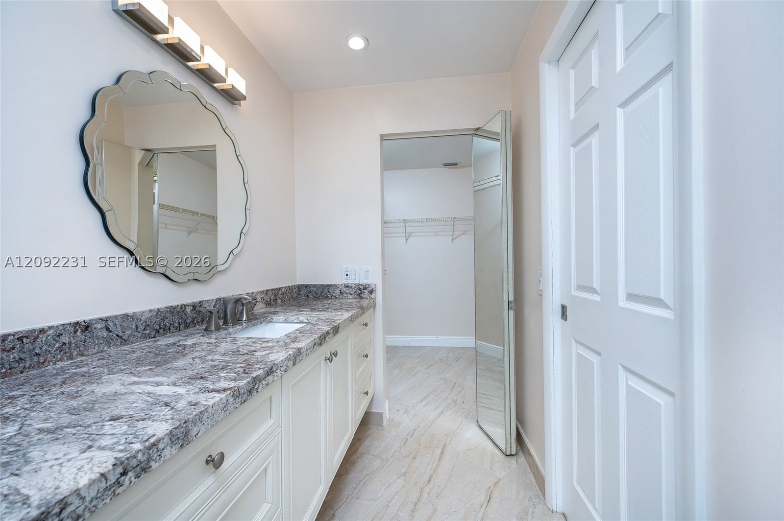 Real estate property located at 890 San Remo Dr, Broward, Sectors 3 & 4 Boundary Pl, Weston, FL