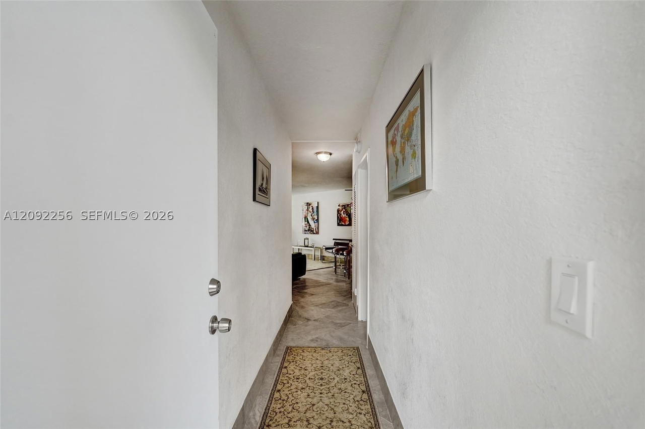 Real estate property located at 1936 Ocean #20D, Broward, Taromina Apts Co-op, Hallandale Beach, FL