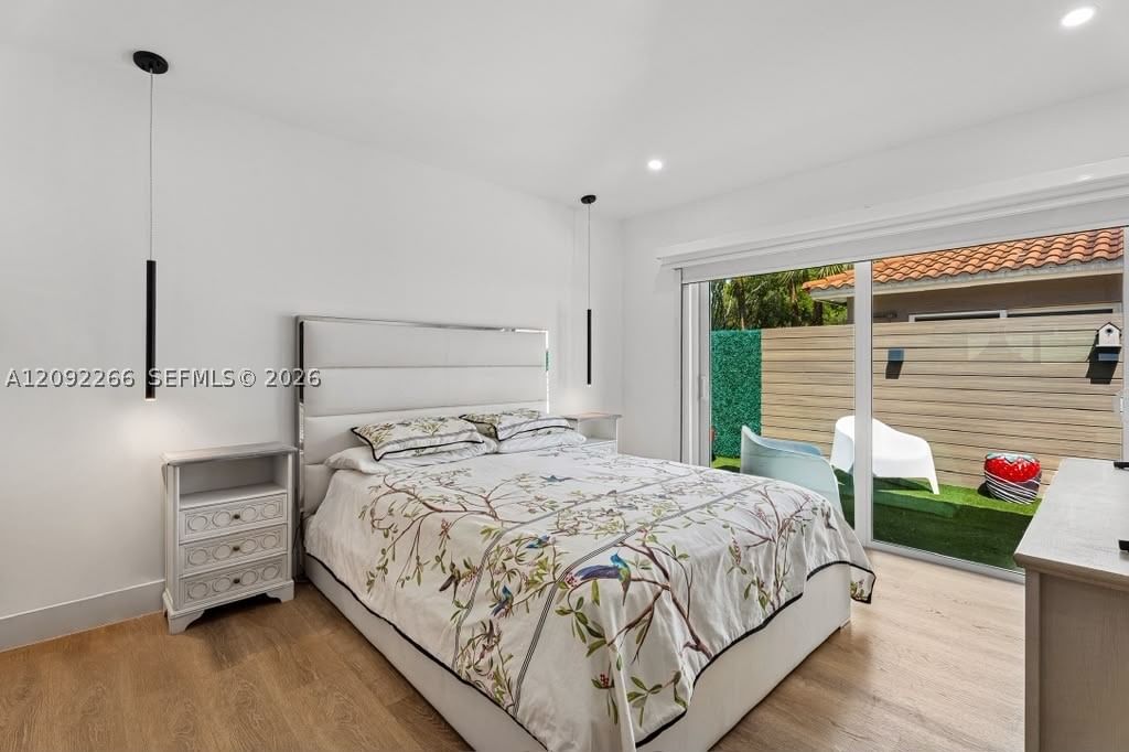 Real estate property located at 5771 98th Ct, Miami-dade, Patio Homes Of Doral Pine, Doral, FL