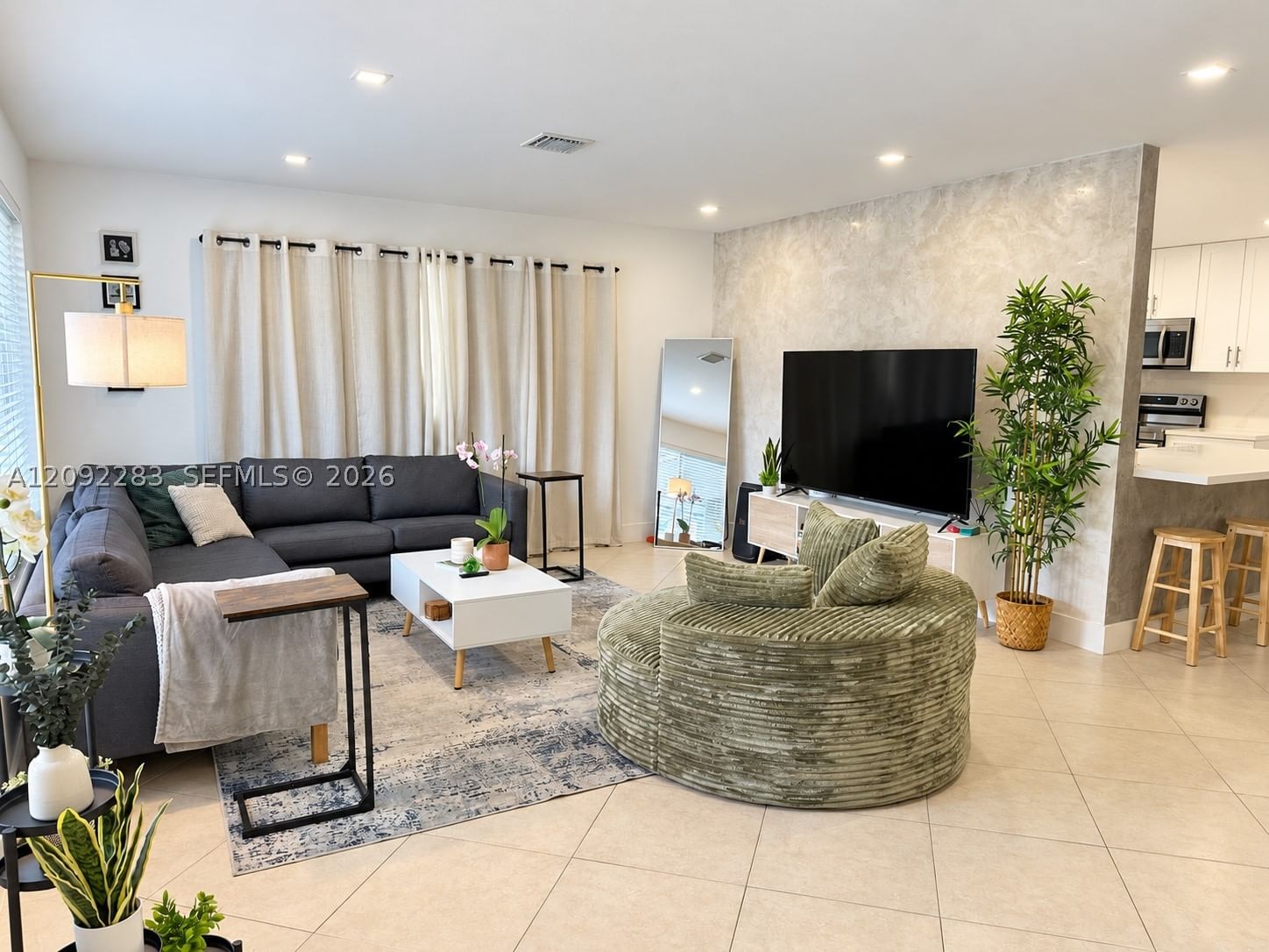 Real estate property located at 1235 Pierce St, Broward, Hollywood Lakes Section, Hollywood, FL