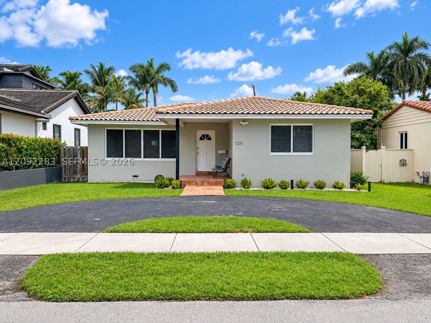 Real estate property located at 1235 Pierce St, Broward, Hollywood Lakes Section, Hollywood, FL