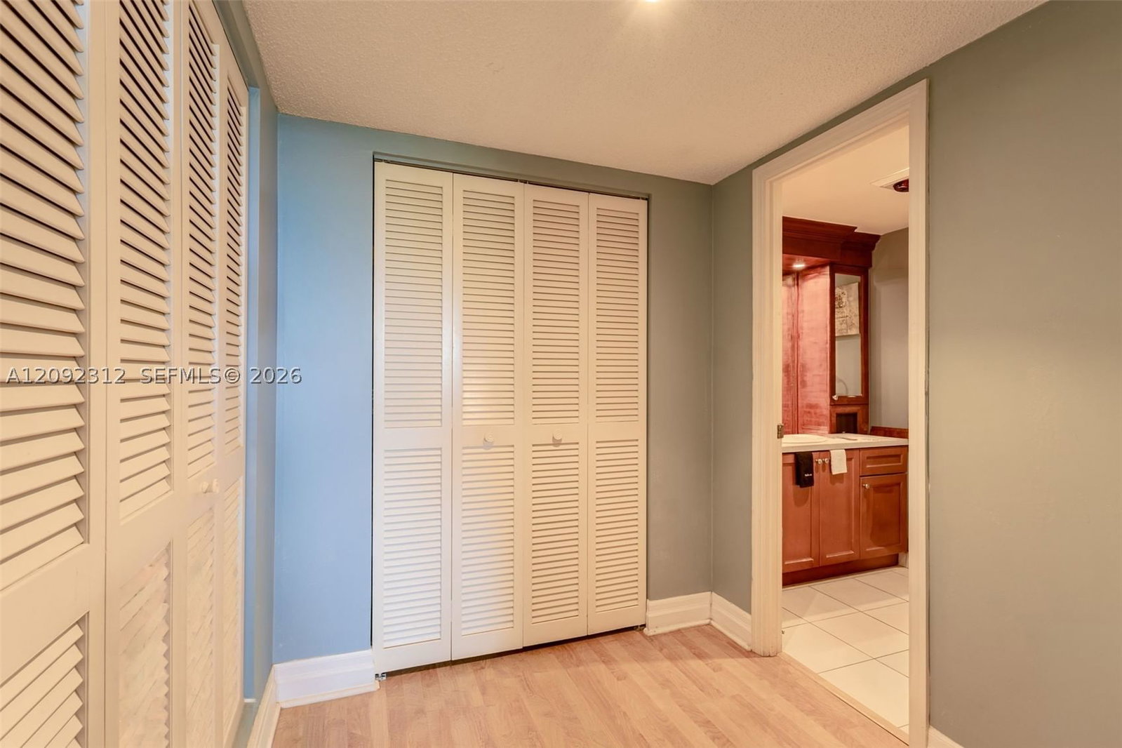 Real estate property located at 11111 Biscayne Blvd #6B, Miami-dade, Jockey Club Condo Unit Ii, Miami, FL