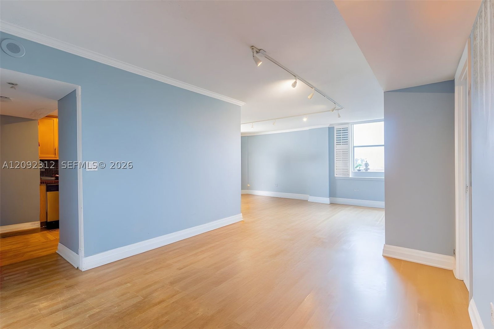 Real estate property located at 11111 Biscayne Blvd #6B, Miami-dade, Jockey Club Condo Unit Ii, Miami, FL
