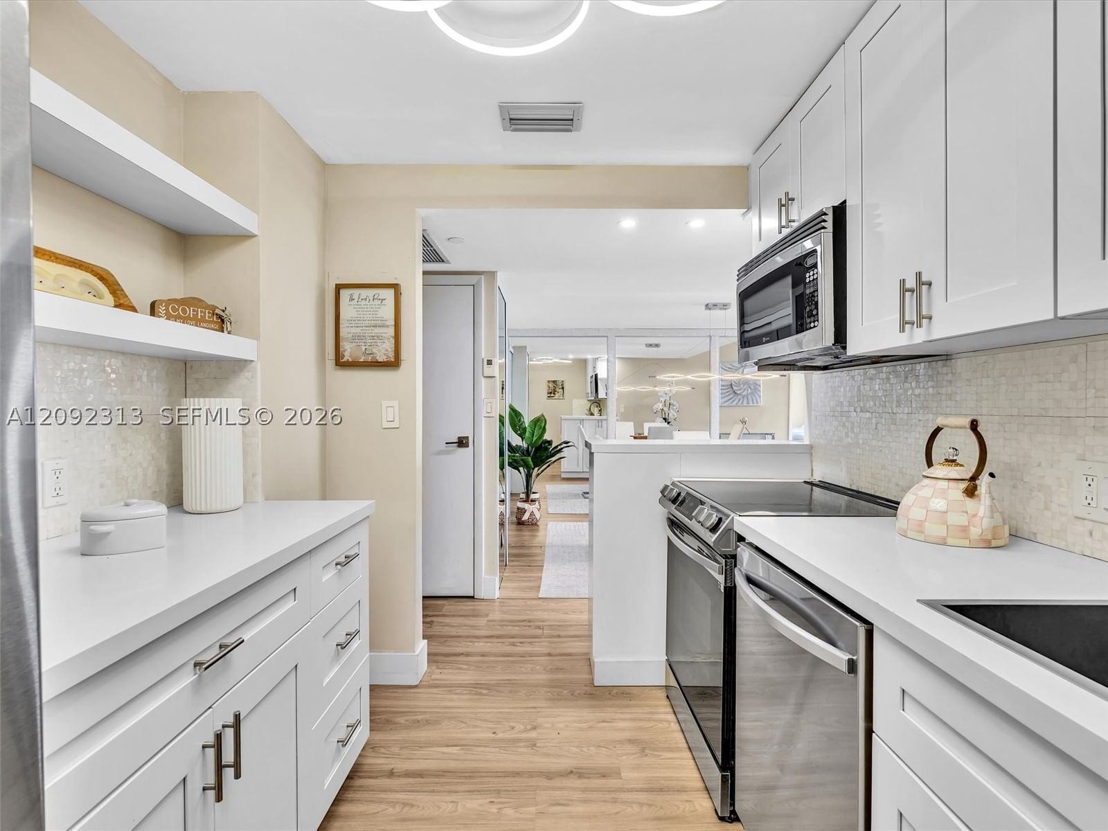 Real estate property located at 20301 Country Club Dr #622, Miami-dade, Coronado Condo- Tower Ii, Aventura, FL