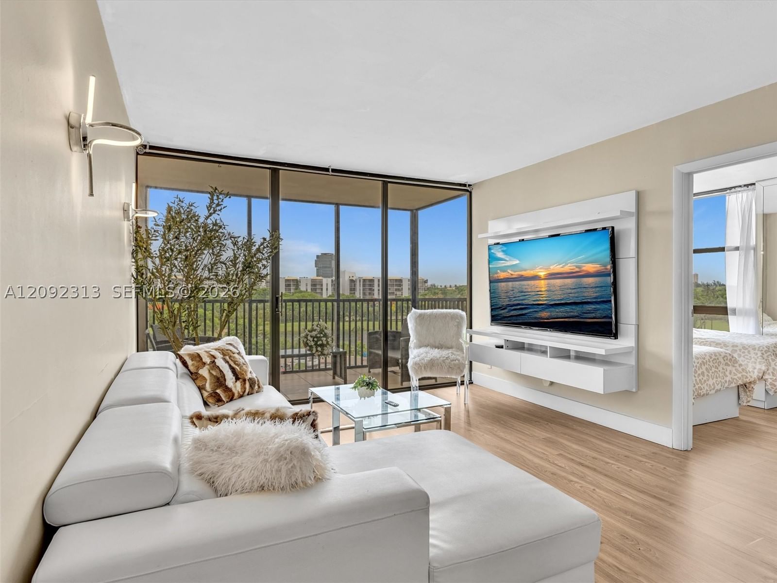 Real estate property located at 20301 Country Club Dr #622, Miami-dade, Coronado Condo- Tower Ii, Aventura, FL