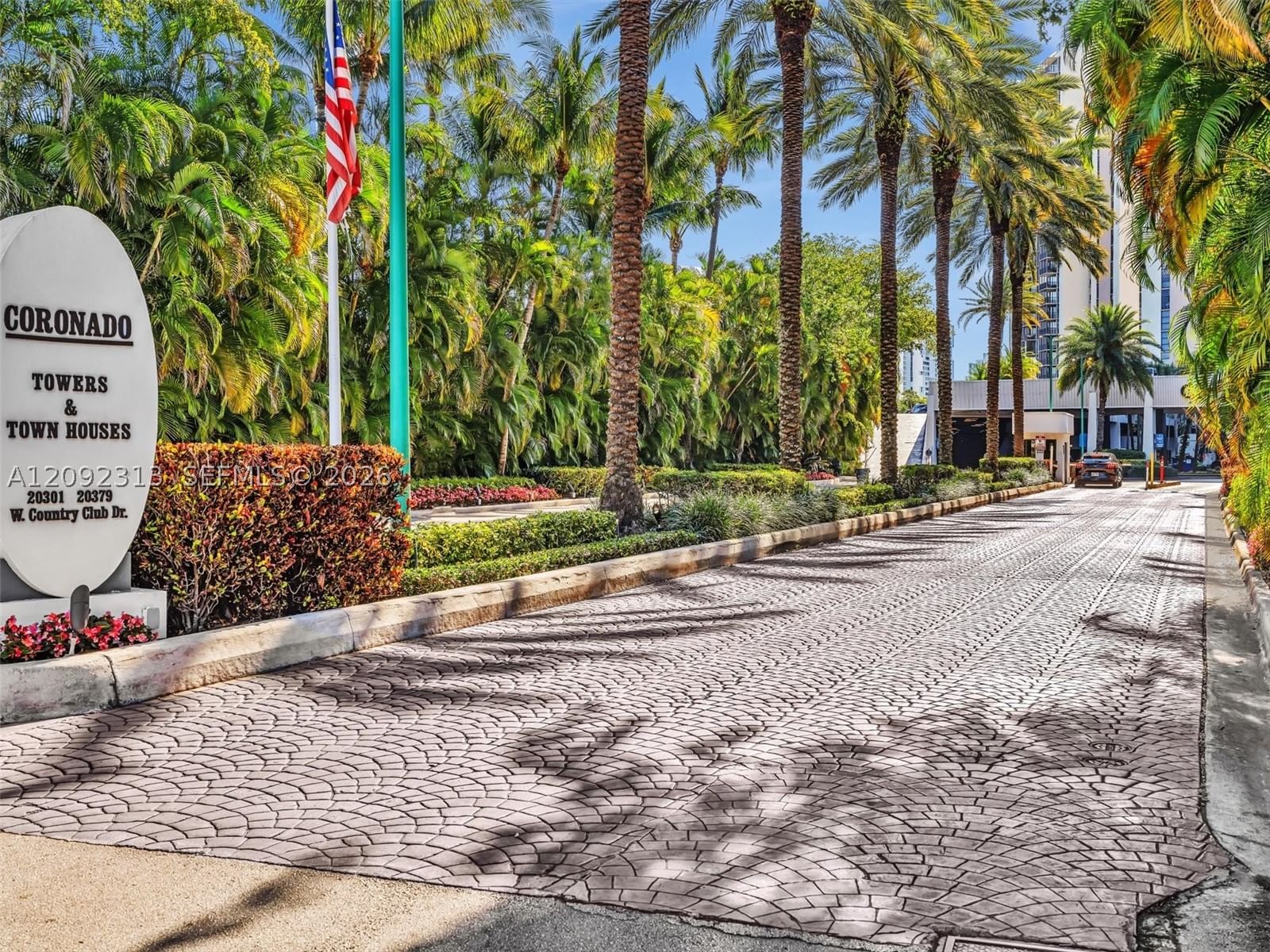Real estate property located at 20301 Country Club Dr #622, Miami-dade, Coronado Condo- Tower Ii, Aventura, FL