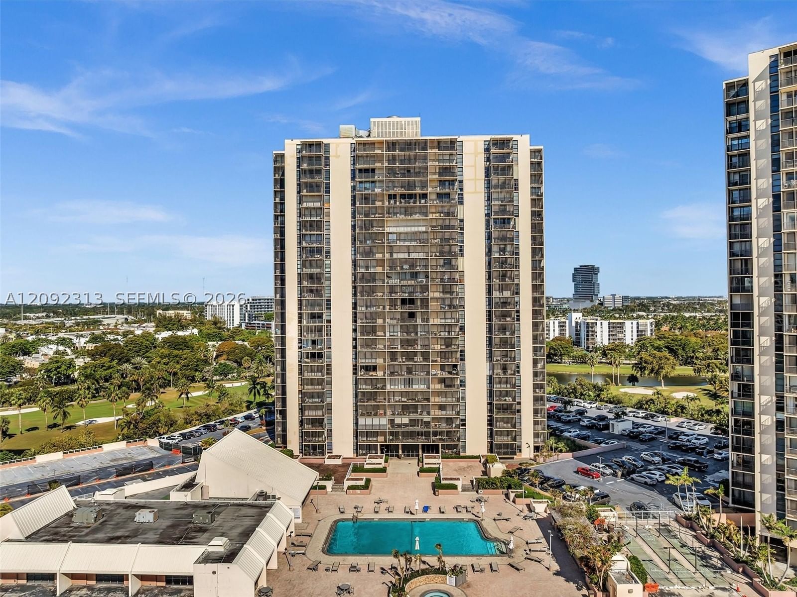 Real estate property located at 20301 Country Club Dr #622, Miami-dade, Coronado Condo- Tower Ii, Aventura, FL