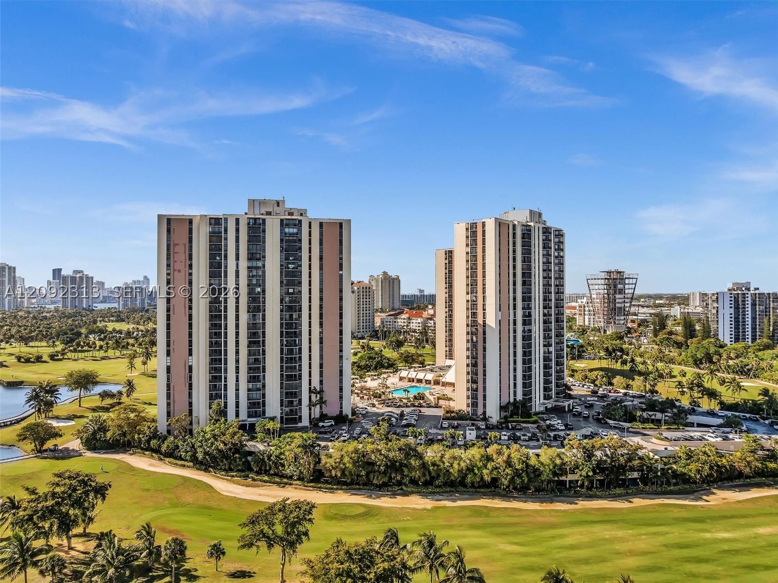 Real estate property located at 20301 Country Club Dr #622, Miami-dade, Coronado Condo- Tower Ii, Aventura, FL