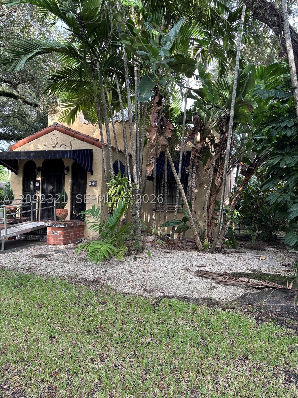 Real estate property located at 825 Madrid St, Miami-dade, C Gab Granada Sec Rev, Coral Gables, FL